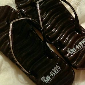 Sof-Flops Flip Flops NWOT